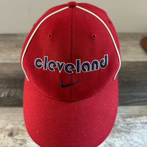 Vintage‎ Red Nike Red NBA Cleveland Cavaliers Spell Out Swoosh Hat 2000s Y2K M - Picture 1 of 7